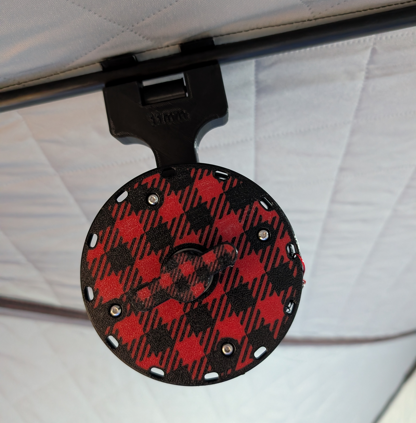 Rattle Reel for 10mm/11mm poles - Buffalo Plaid