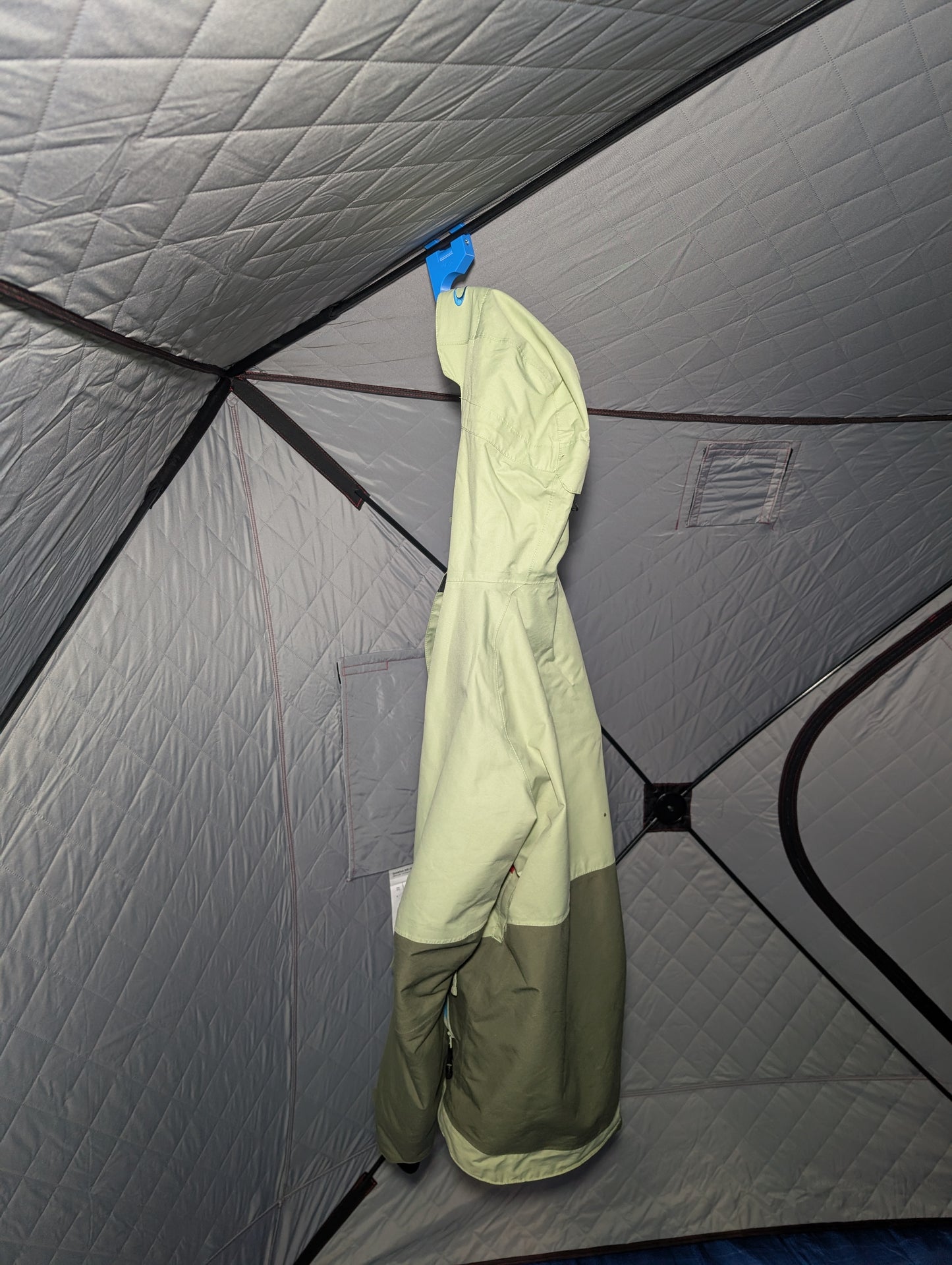 Gear Hook for 11mm/10mm Shanty Poles - Electric Blue